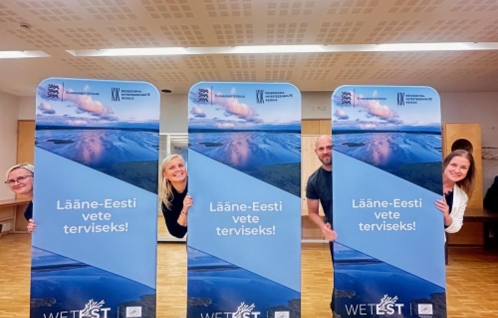 Veemajanduskava koordinaatorid koos projekti tutvustavate materjalidega.